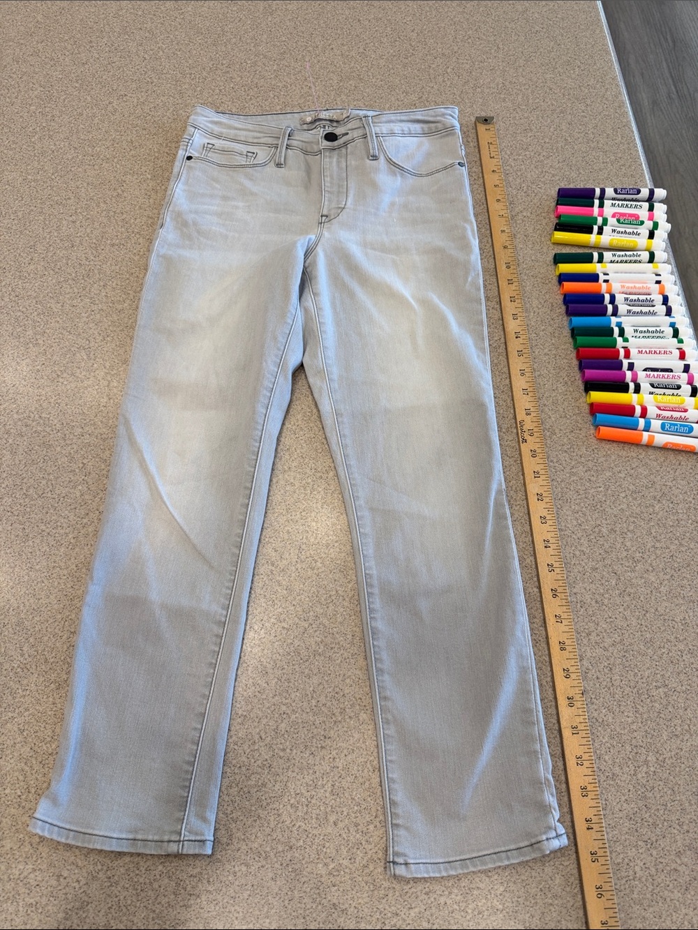 Athleta Light Gray skinny Women’s Jeans size 6